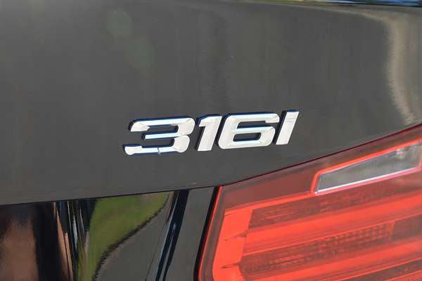 2013 BMW 3 Series 316i F30