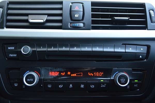 2013 BMW 3 Series 316i F30