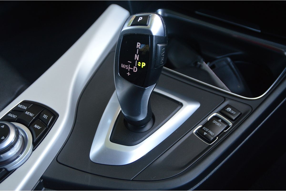 2013 BMW 3 Series 316i F30