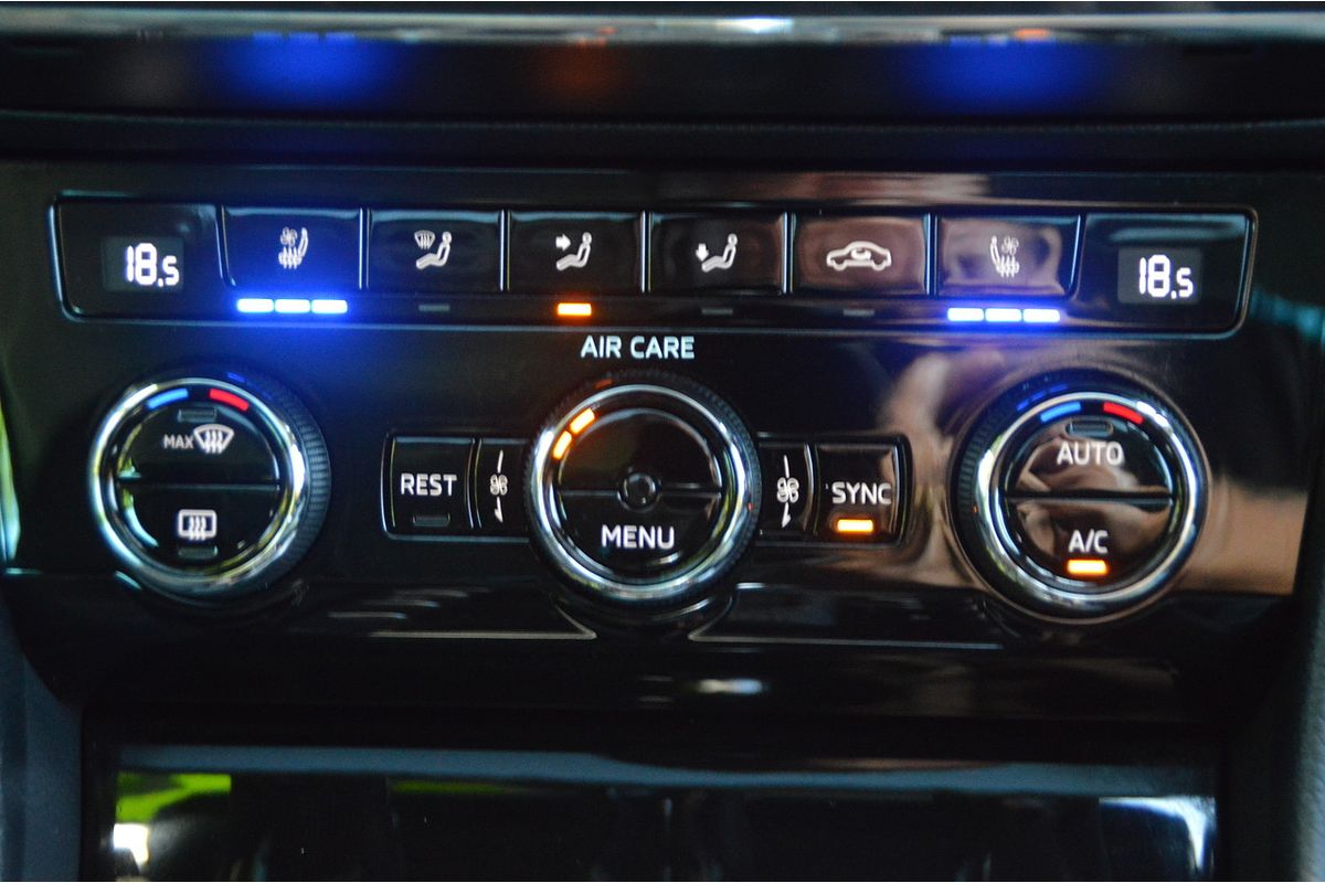 2017 SKODA Superb 162TSI NP