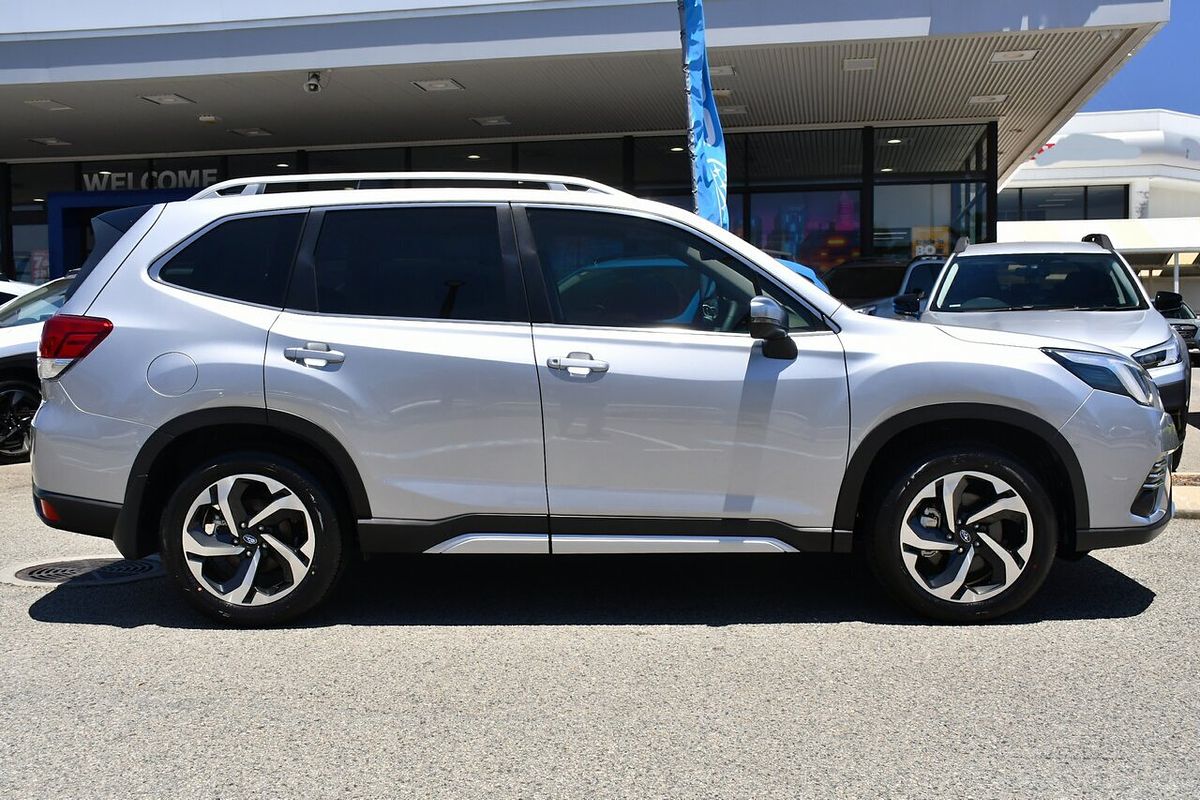 2024 Subaru Forester 2.5i-S S5
