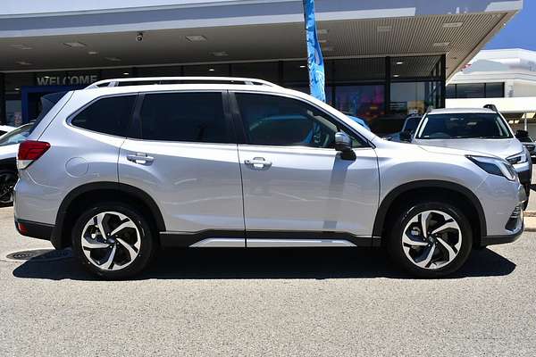 2024 Subaru Forester 2.5i-S S5