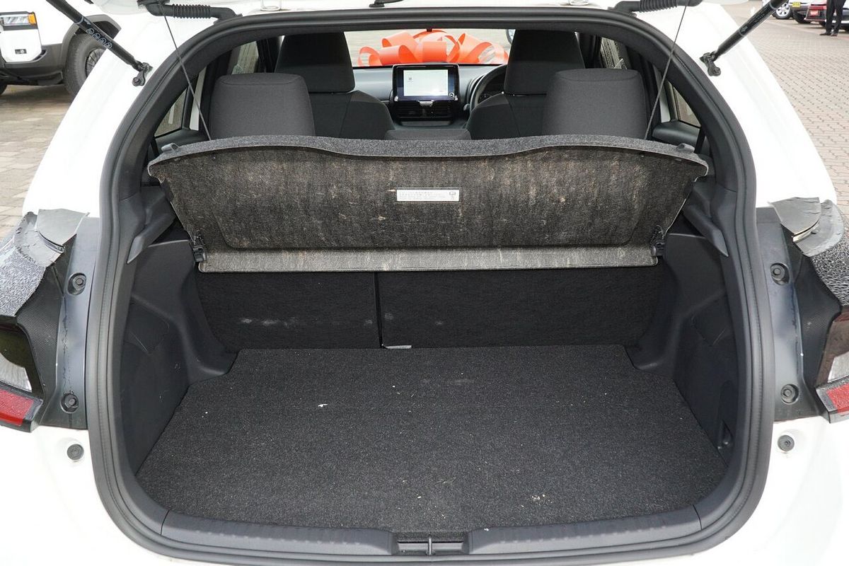 2024 Toyota Yaris Ascent Sport MXPA10R