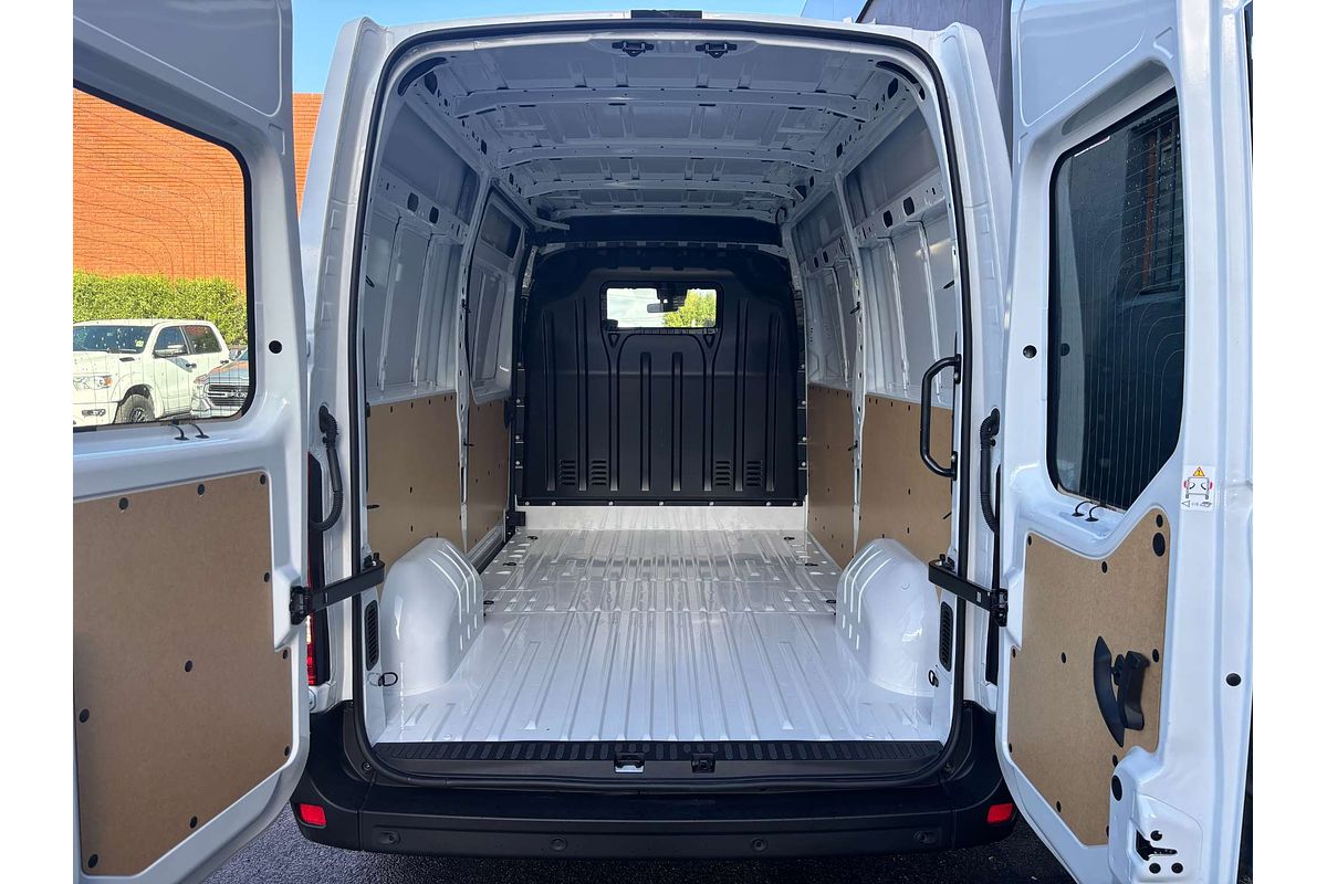 2024 Renault Master Pro 110kW X62 Phase 2