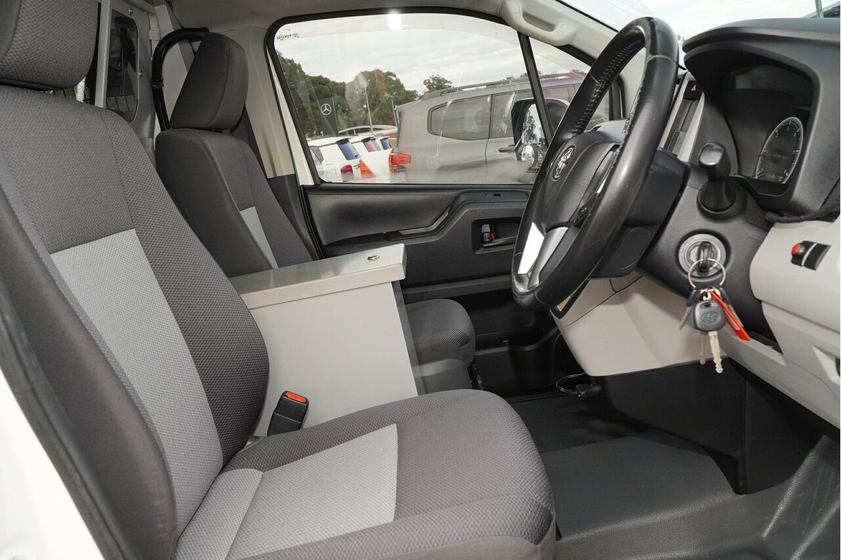2019 Toyota Hiace GDH300R LWB