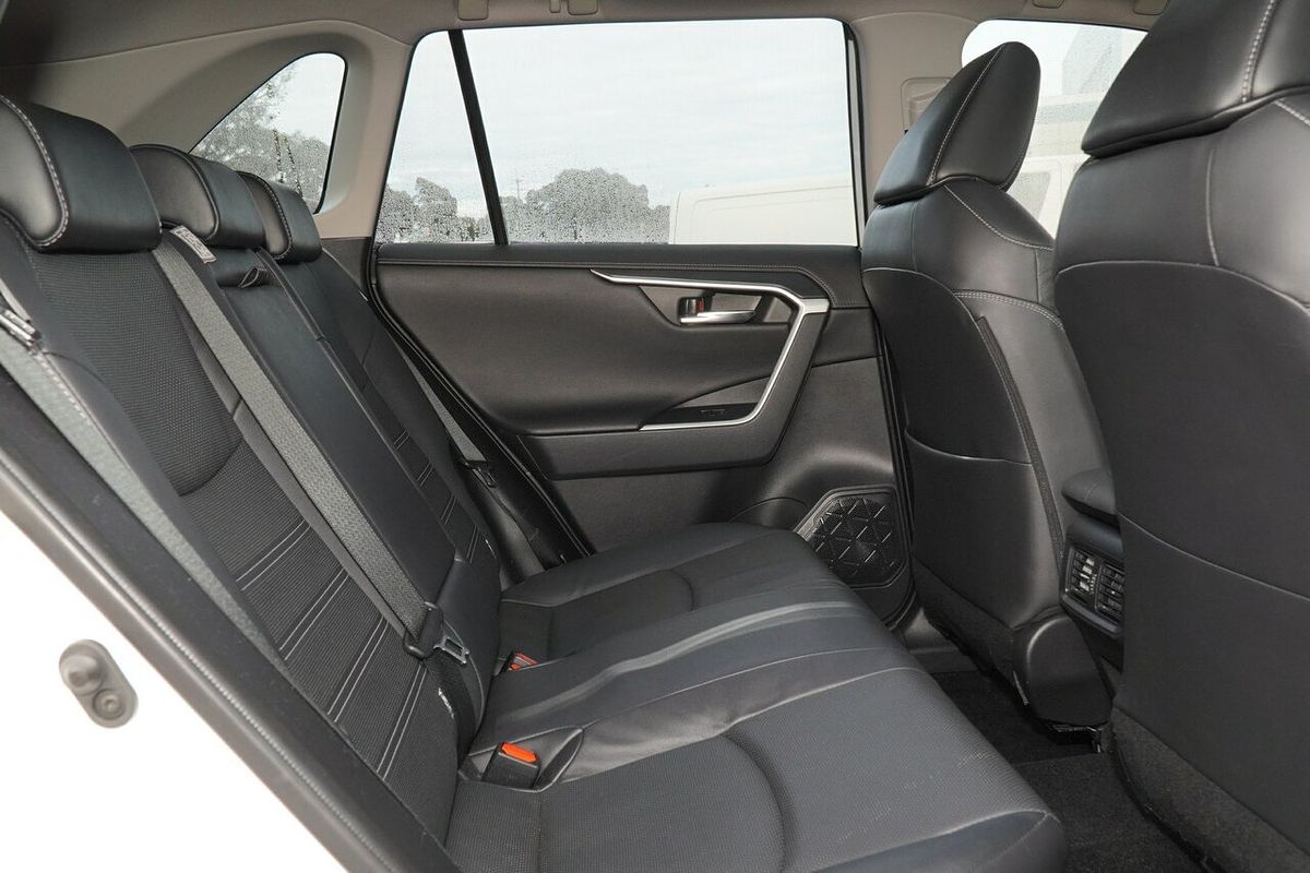2022 Toyota RAV4 Cruiser AXAH52R