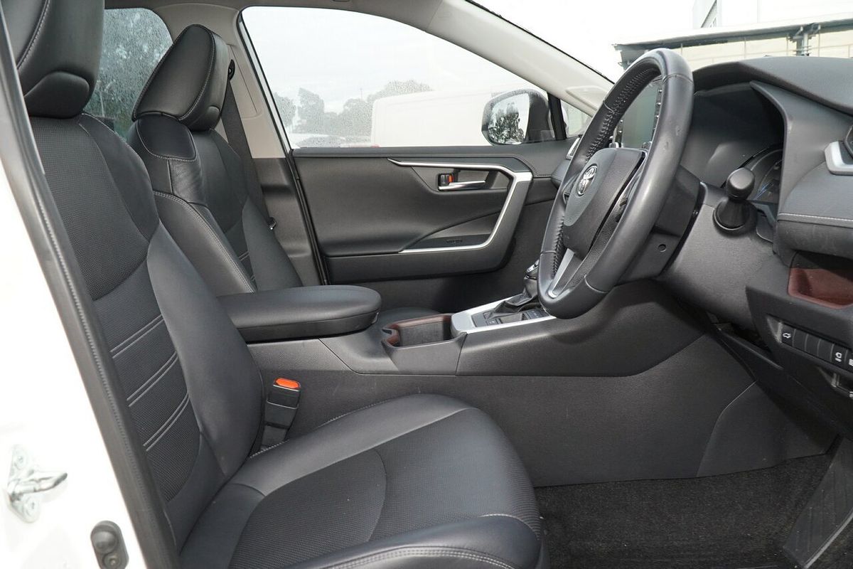 2022 Toyota RAV4 Cruiser AXAH52R