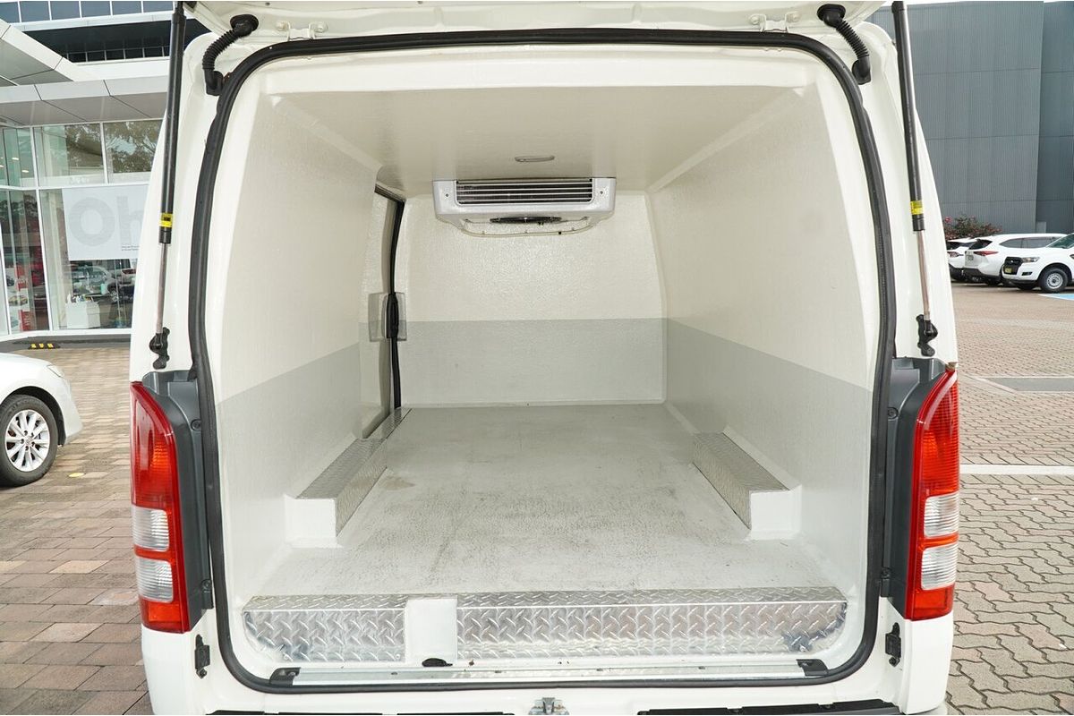 2018 Toyota Hiace TRH201R LWB