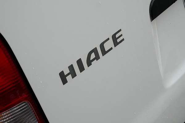 2018 Toyota Hiace TRH201R LWB
