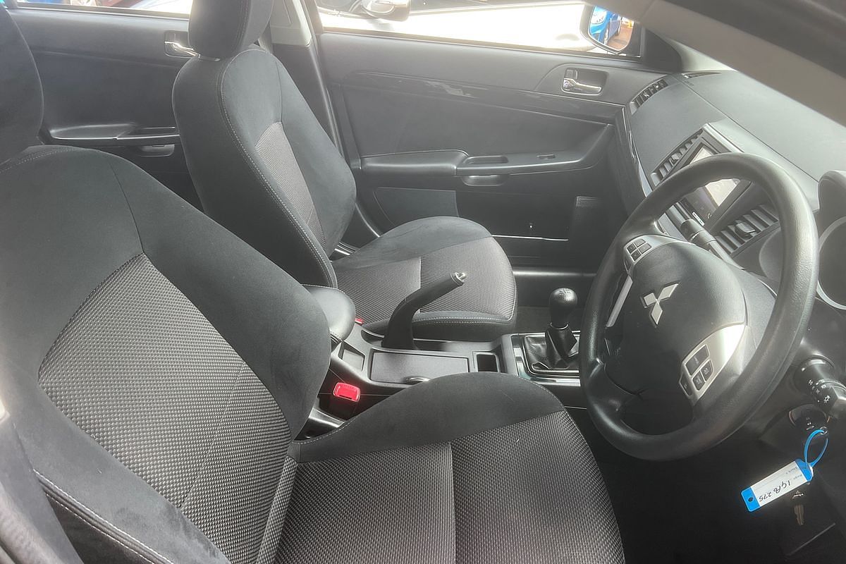 2017 Mitsubishi Lancer ES Sport CF