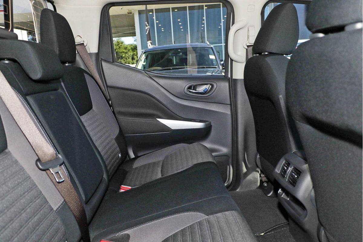 2024 Nissan Navara ST-X D23 4X4