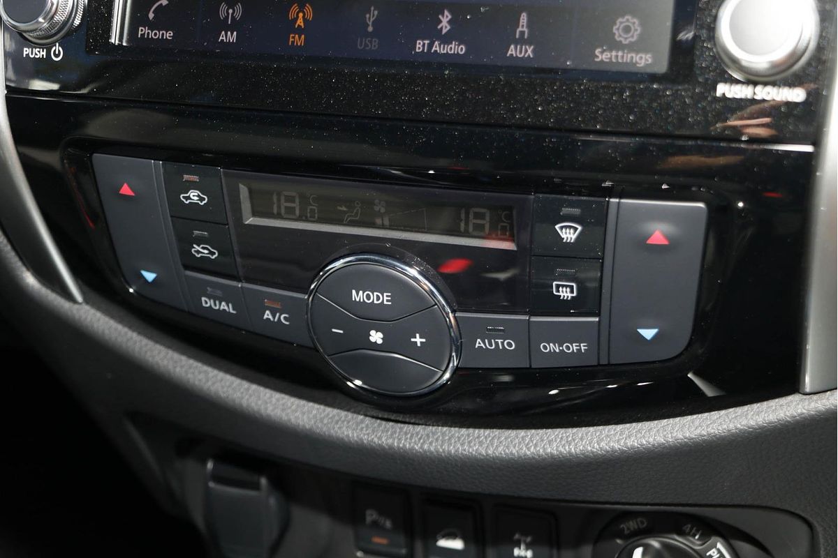 2024 Nissan Navara ST-X D23 4X4