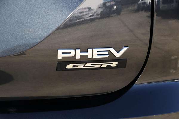 2025 Mitsubishi Outlander PHEV GSR ZM