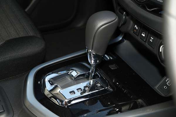 2024 Nissan Navara ST-X D23 4X4
