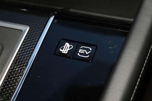 2025 Mitsubishi Outlander PHEV GSR ZM