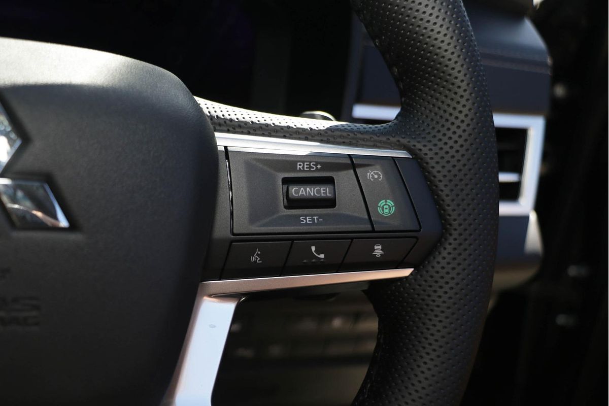 2025 Mitsubishi Outlander PHEV GSR ZM