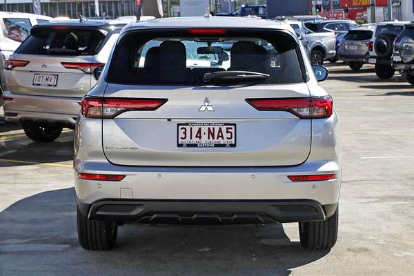 2024 Mitsubishi Outlander ES ZM