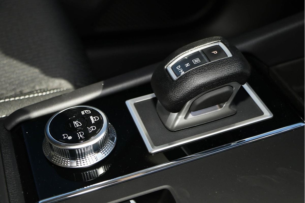 2024 Mitsubishi Outlander ES ZM