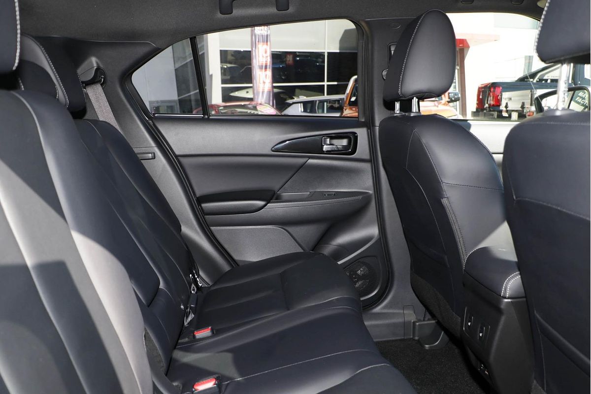 2024 Mitsubishi Eclipse Cross Exceed YB