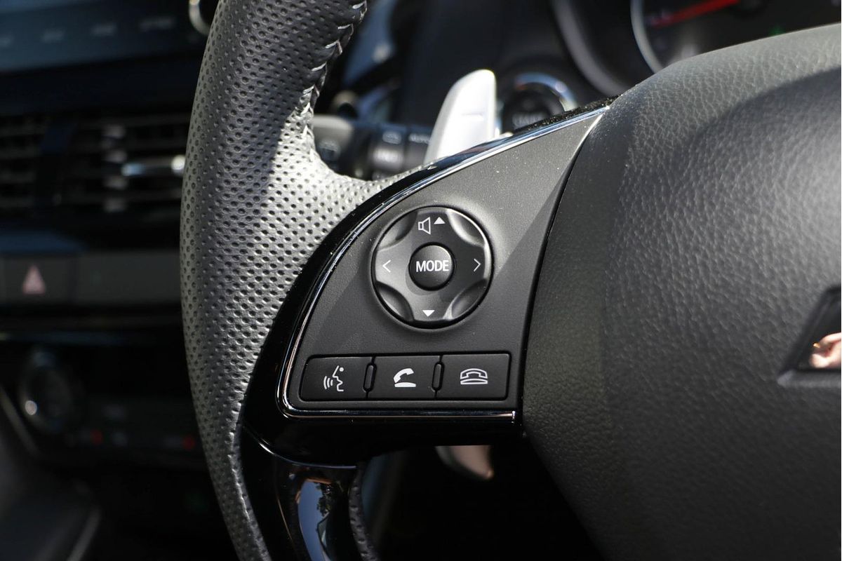 2024 Mitsubishi Eclipse Cross Black Edition YB