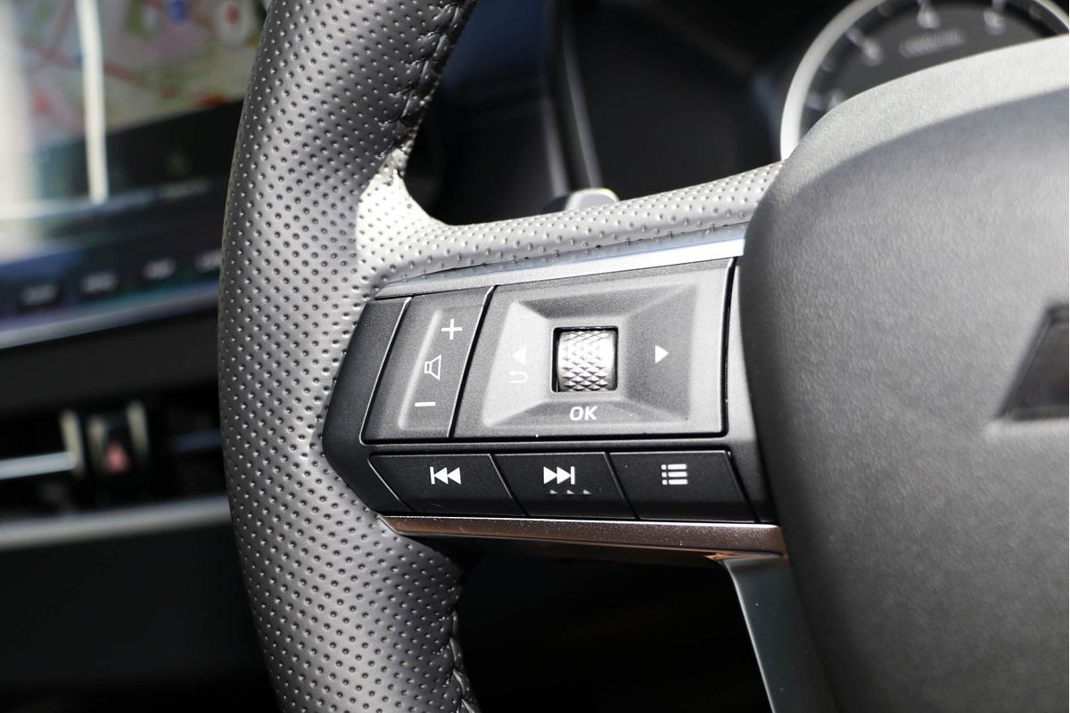 2024 Mitsubishi Outlander LS ZM