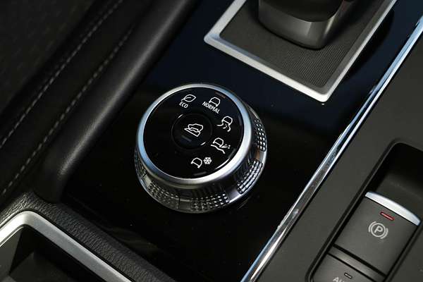 2024 Mitsubishi Outlander LS ZM