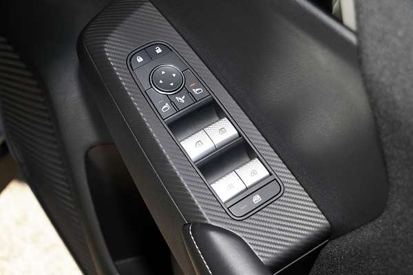 2024 Mitsubishi Outlander LS ZM