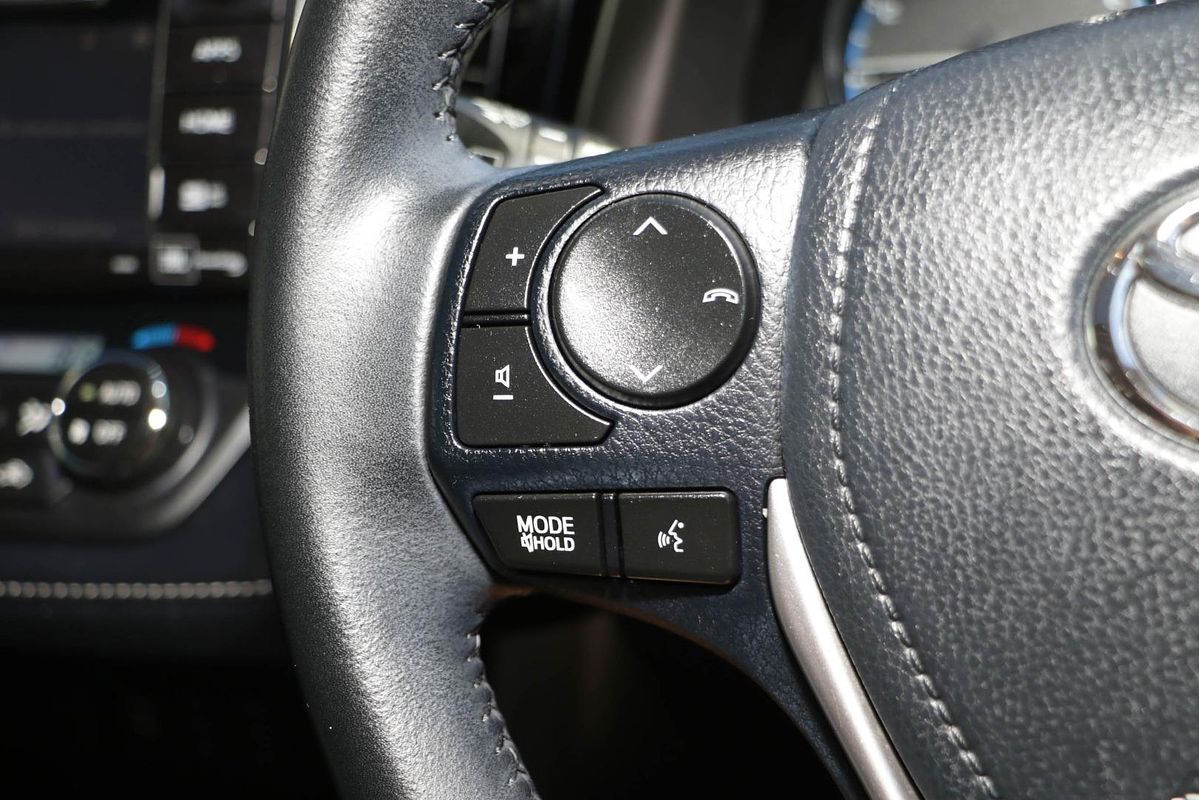 2017 Toyota RAV4 Cruiser ASA44R