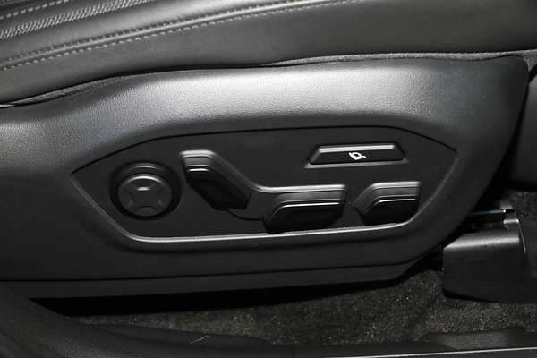 2024 Hyundai Santa Fe Hybrid Calligraphy MX5.V1