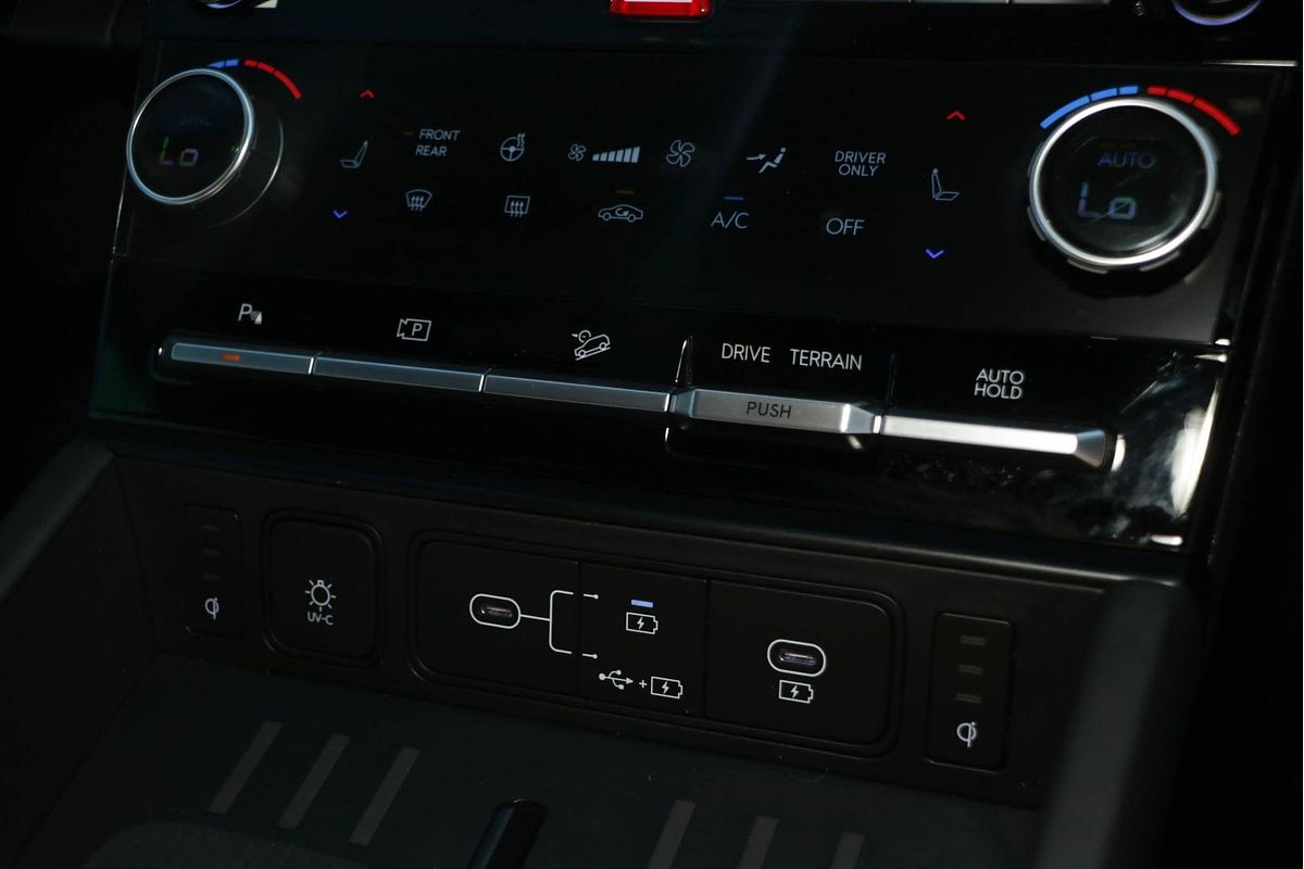2024 Hyundai Santa Fe Hybrid Calligraphy MX5.V1
