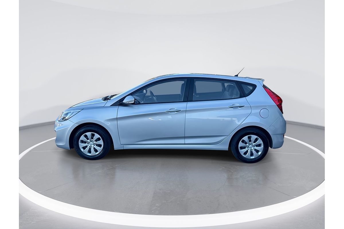 2016 Hyundai Accent Active RB3