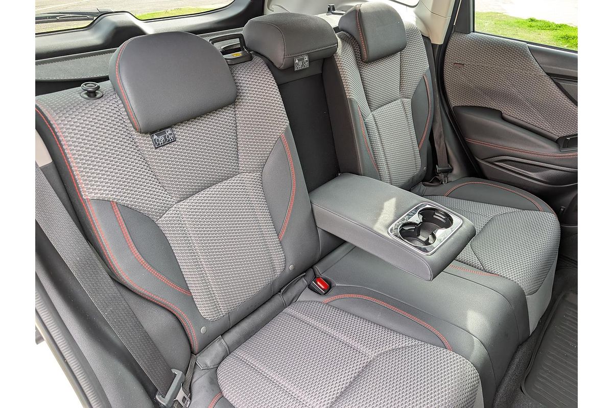 2022 Subaru Forester 2.5i Sport S5