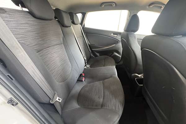 2017 Hyundai Accent Sport RB5