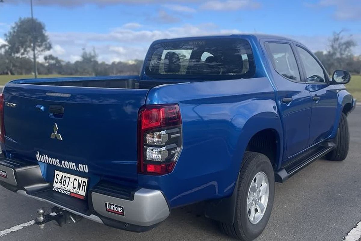 2023 Mitsubishi Triton GLX+ MR 4X4