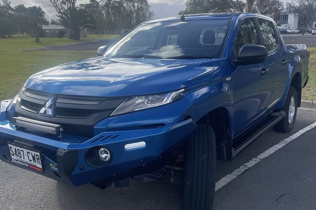 2023 Mitsubishi Triton GLX+ MR 4X4