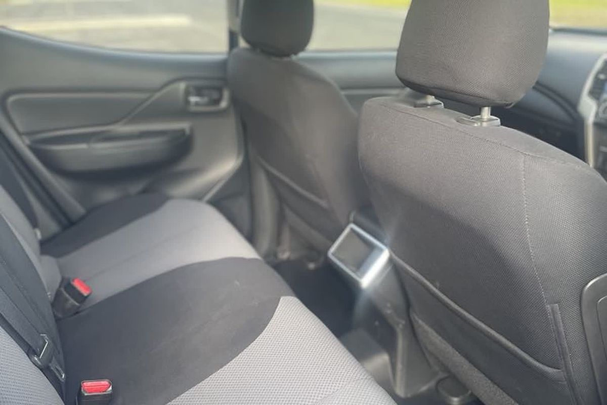 2023 Mitsubishi Triton GLX+ MR 4X4