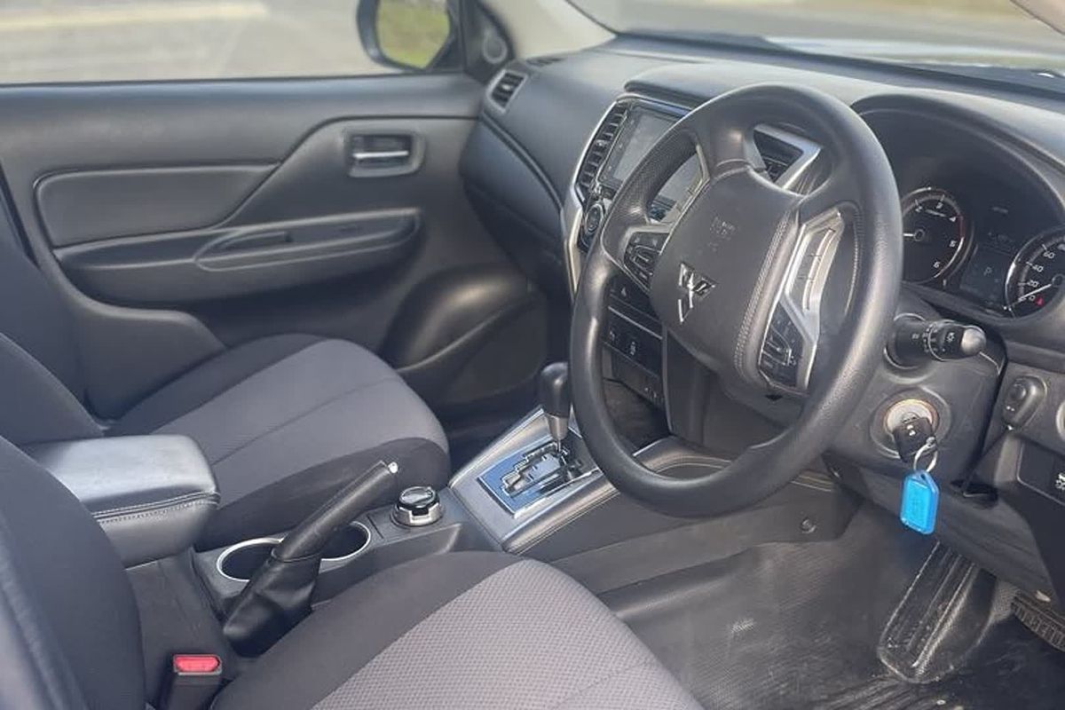 2023 Mitsubishi Triton GLX+ MR 4X4