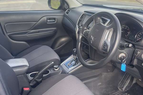 2023 Mitsubishi Triton GLX+ MR 4X4