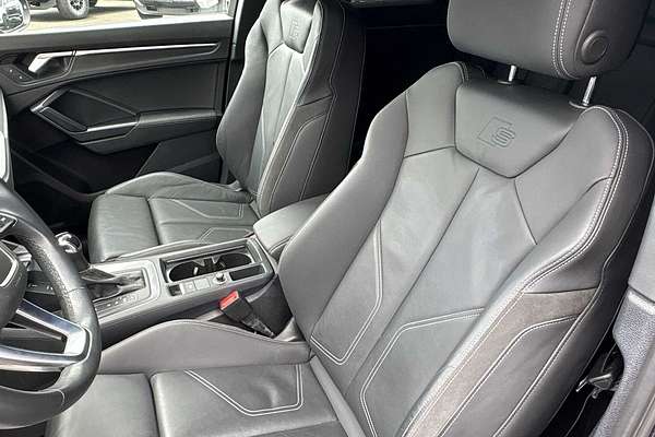 2021 Audi Q3 S line Premium