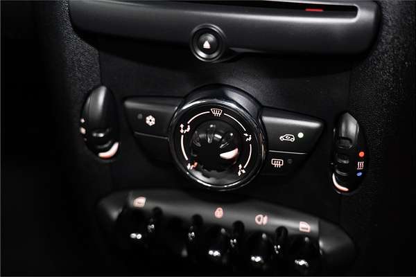 2011 MINI Hatch Ray R56 LCI