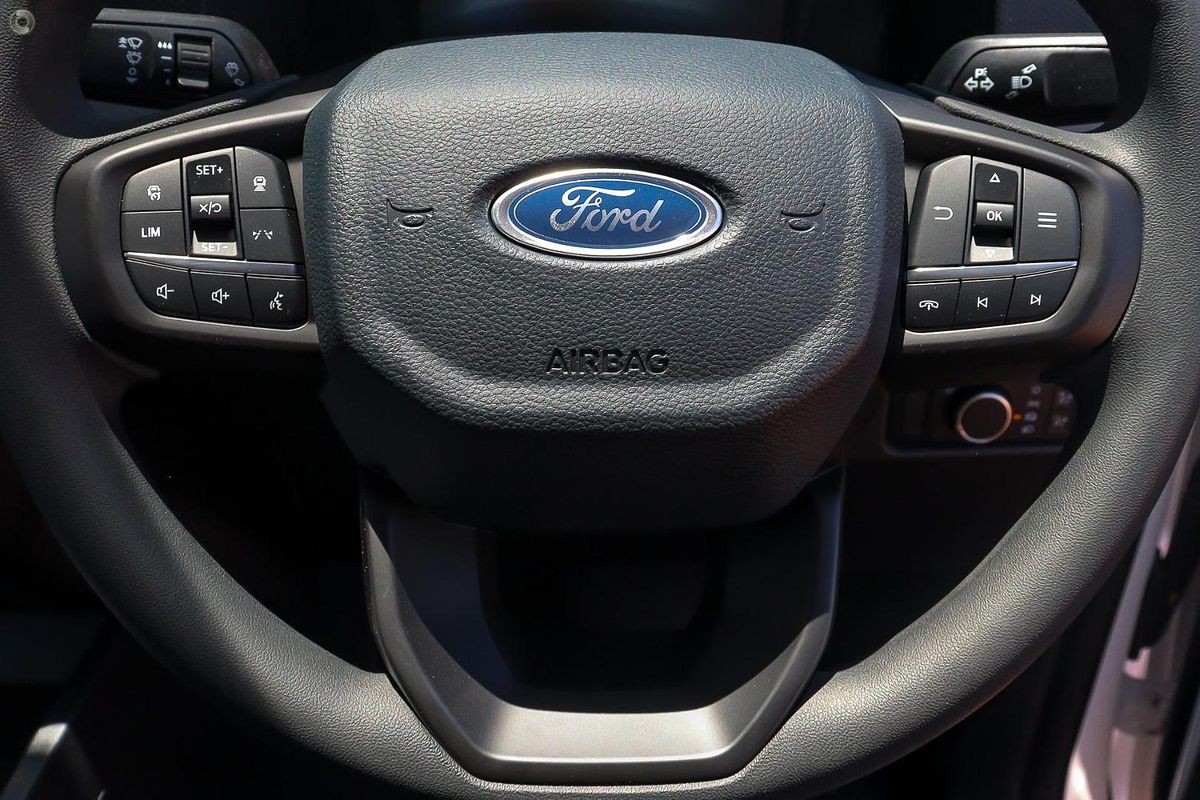 2025 Ford Ranger XL 4X4 2.0L