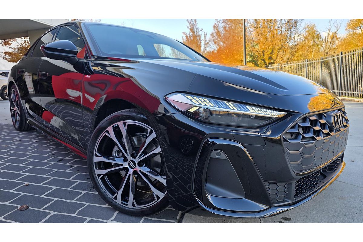 2025 Audi A5 TFSI 150kW S line B10