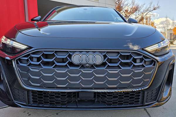 2025 Audi A5 TFSI 150kW S line B10
