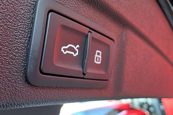 2025 Audi A5 TFSI 150kW S line B10