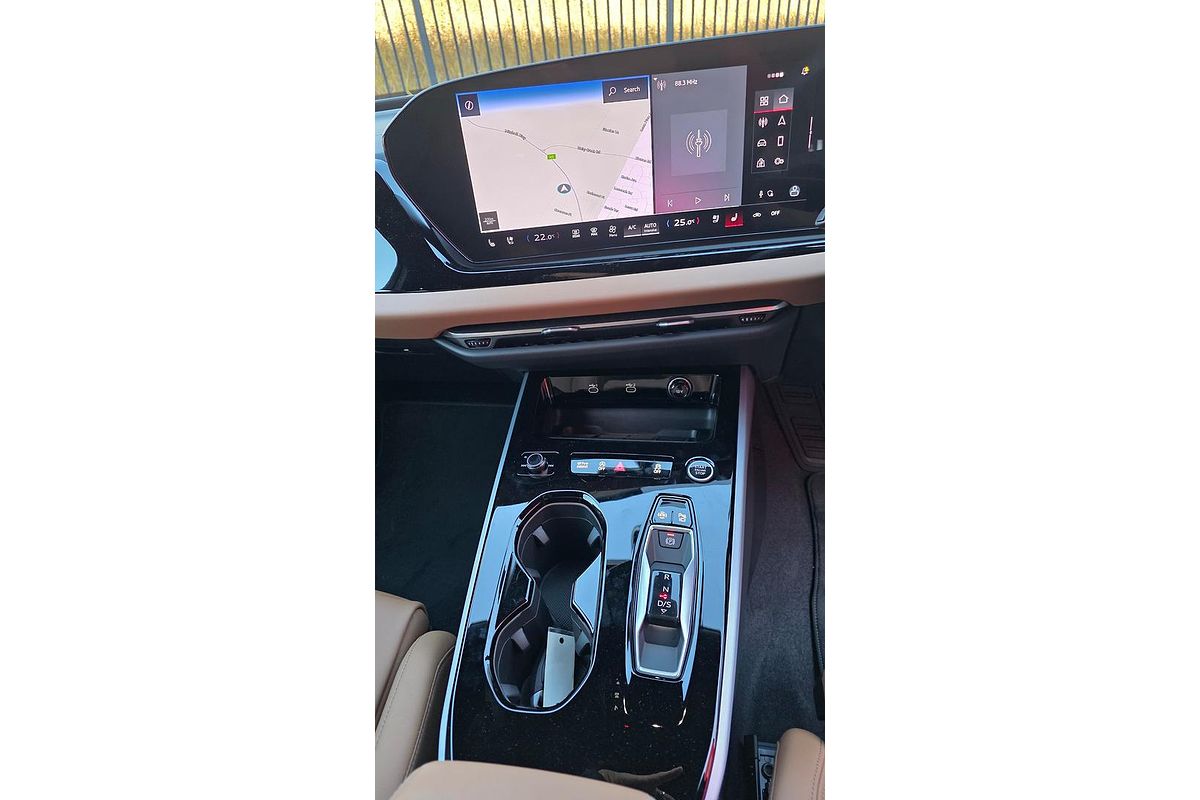 2025 Audi A5 TFSI 150kW S line B10
