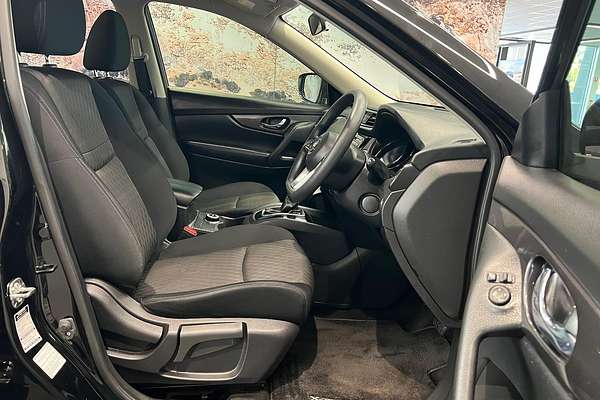 2022 Nissan X-TRAIL ST T32