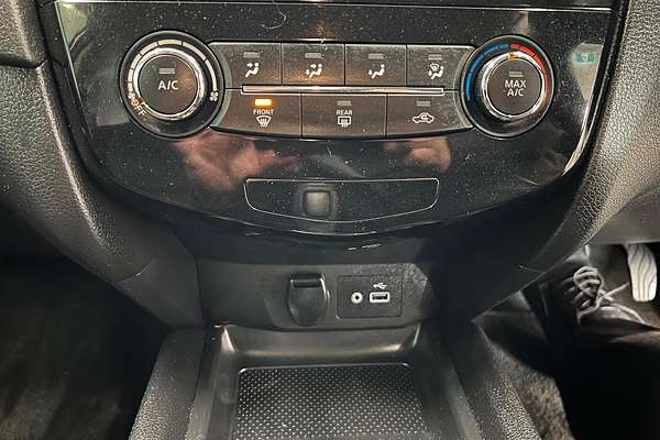 2022 Nissan X-TRAIL ST T32