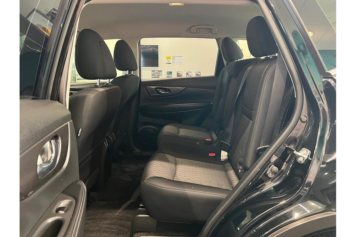 2022 Nissan X-TRAIL ST T32