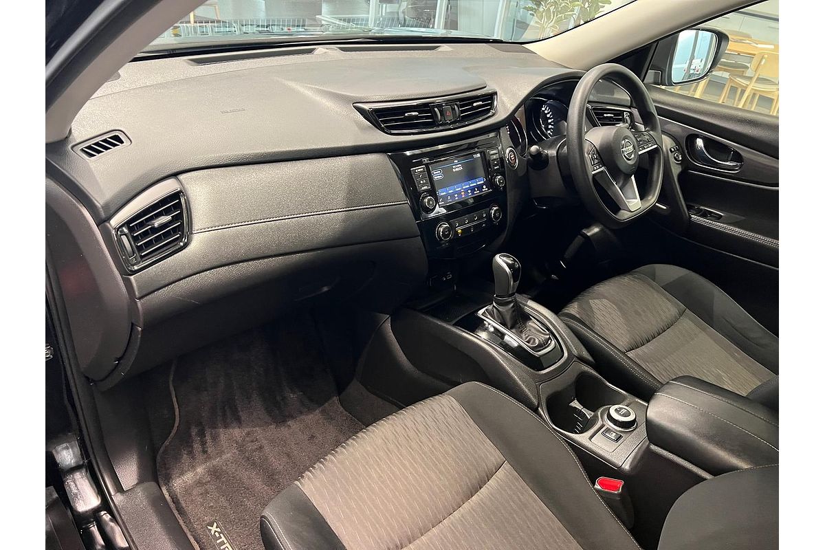 2022 Nissan X-TRAIL ST T32