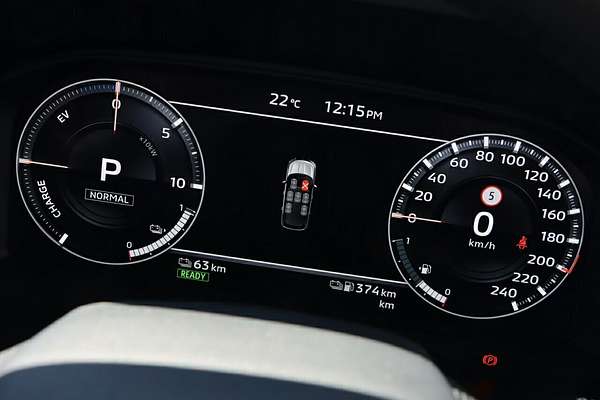 2025 Mitsubishi Outlander PHEV Exceed ZM